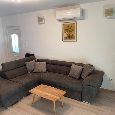 Apartements Delfin Vir Dış mekan fotoğraf