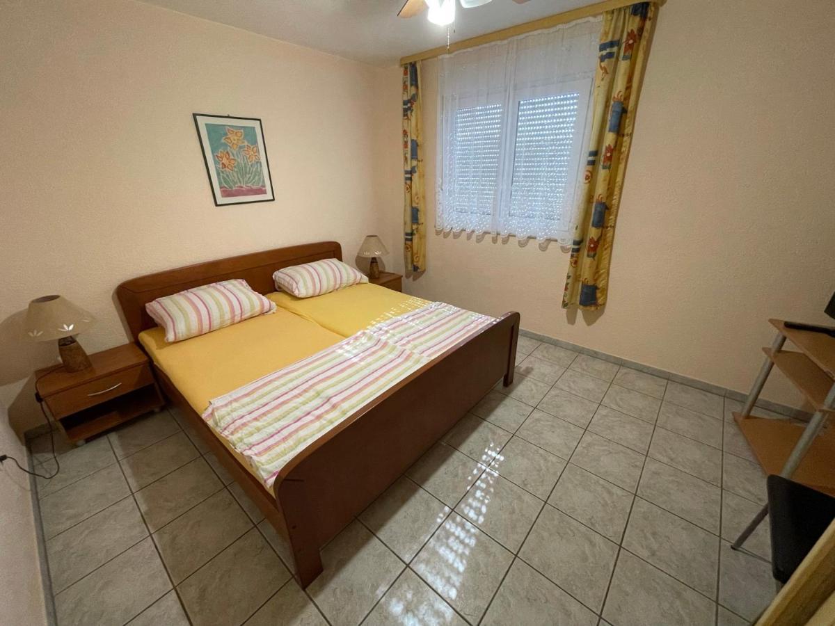 Apartements Delfin Vir Dış mekan fotoğraf
