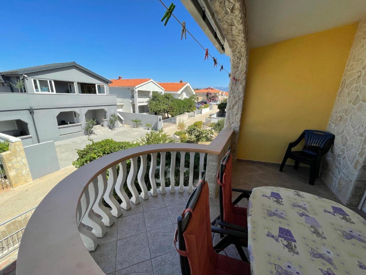 Apartements Delfin Vir Dış mekan fotoğraf
