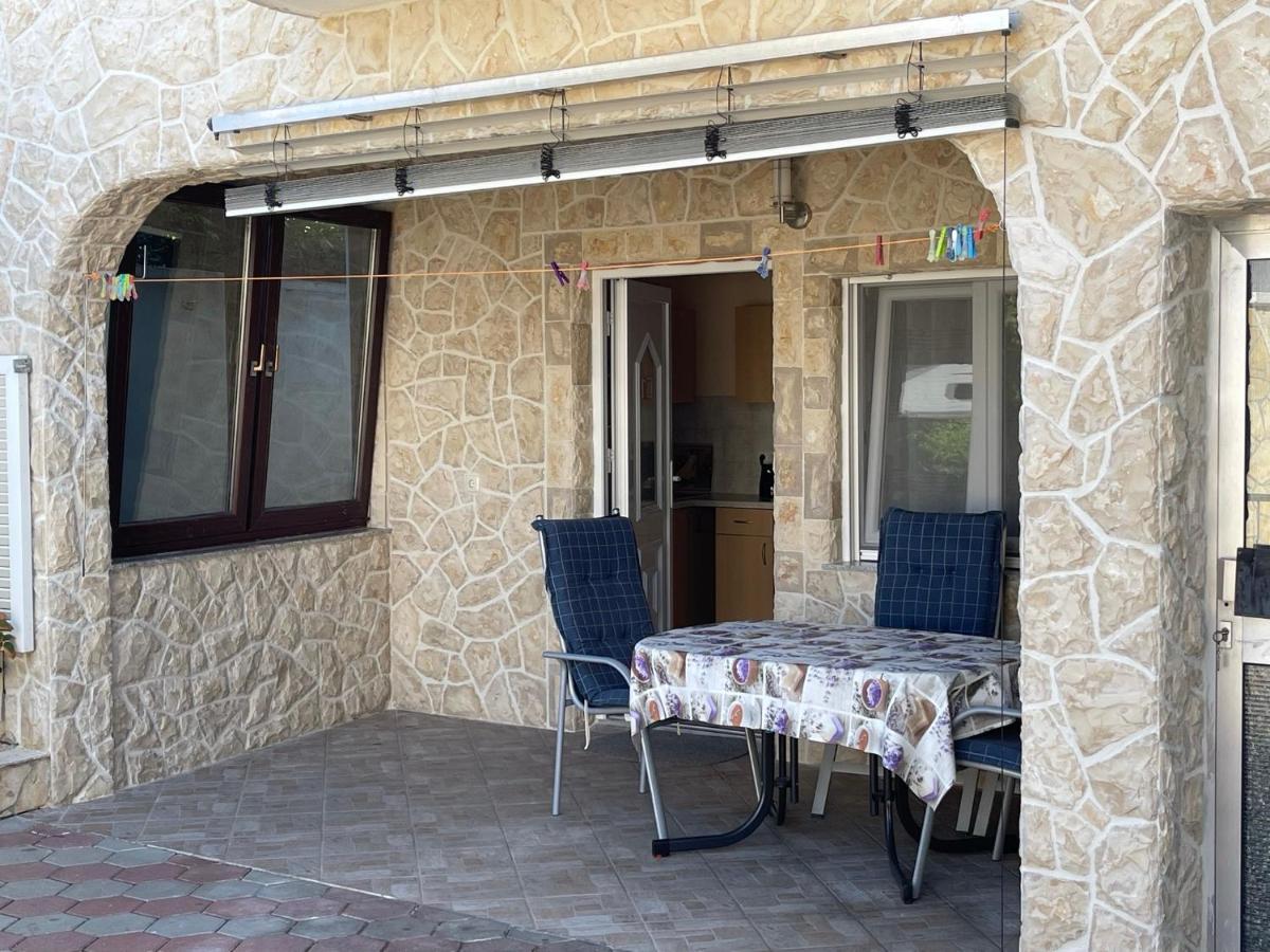 Apartements Delfin Vir Dış mekan fotoğraf