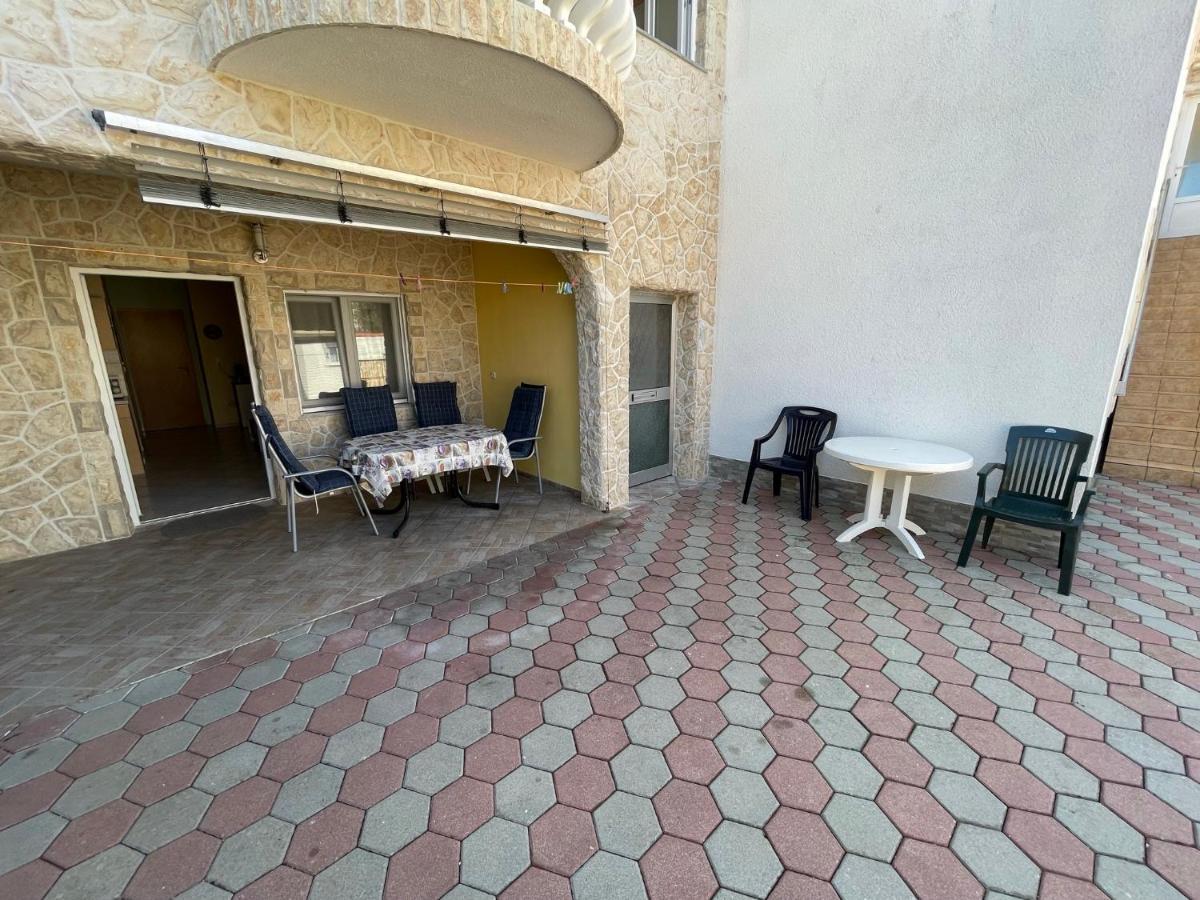 Apartements Delfin Vir Dış mekan fotoğraf