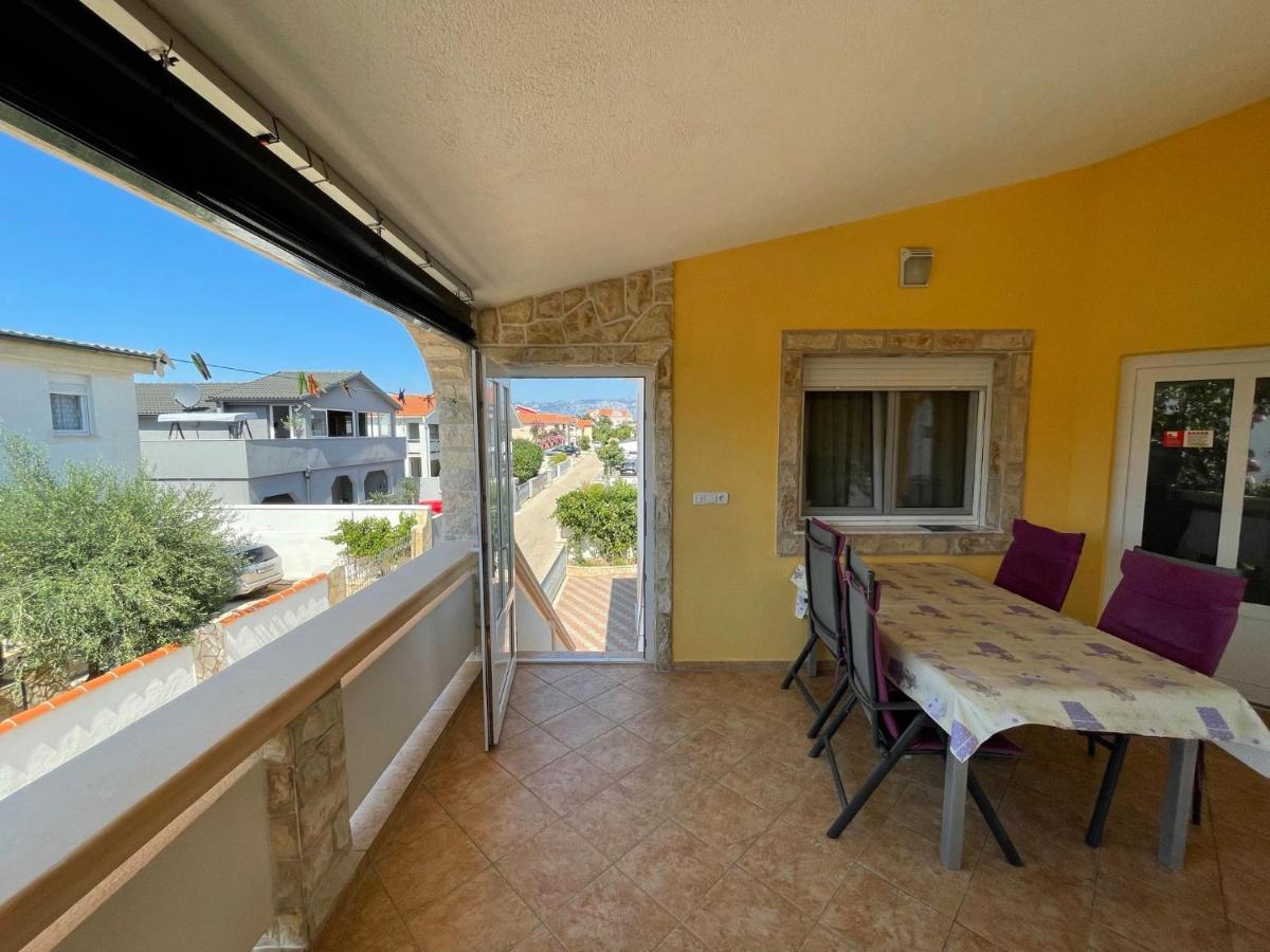 Apartements Delfin Vir Dış mekan fotoğraf