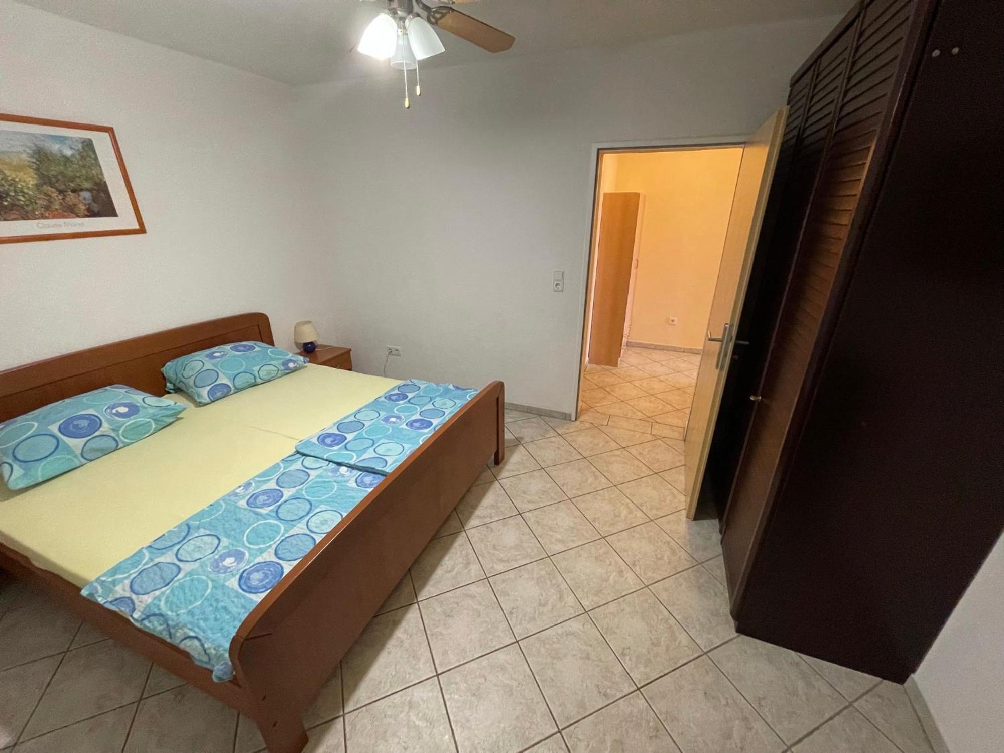 Apartements Delfin Vir Oda fotoğraf